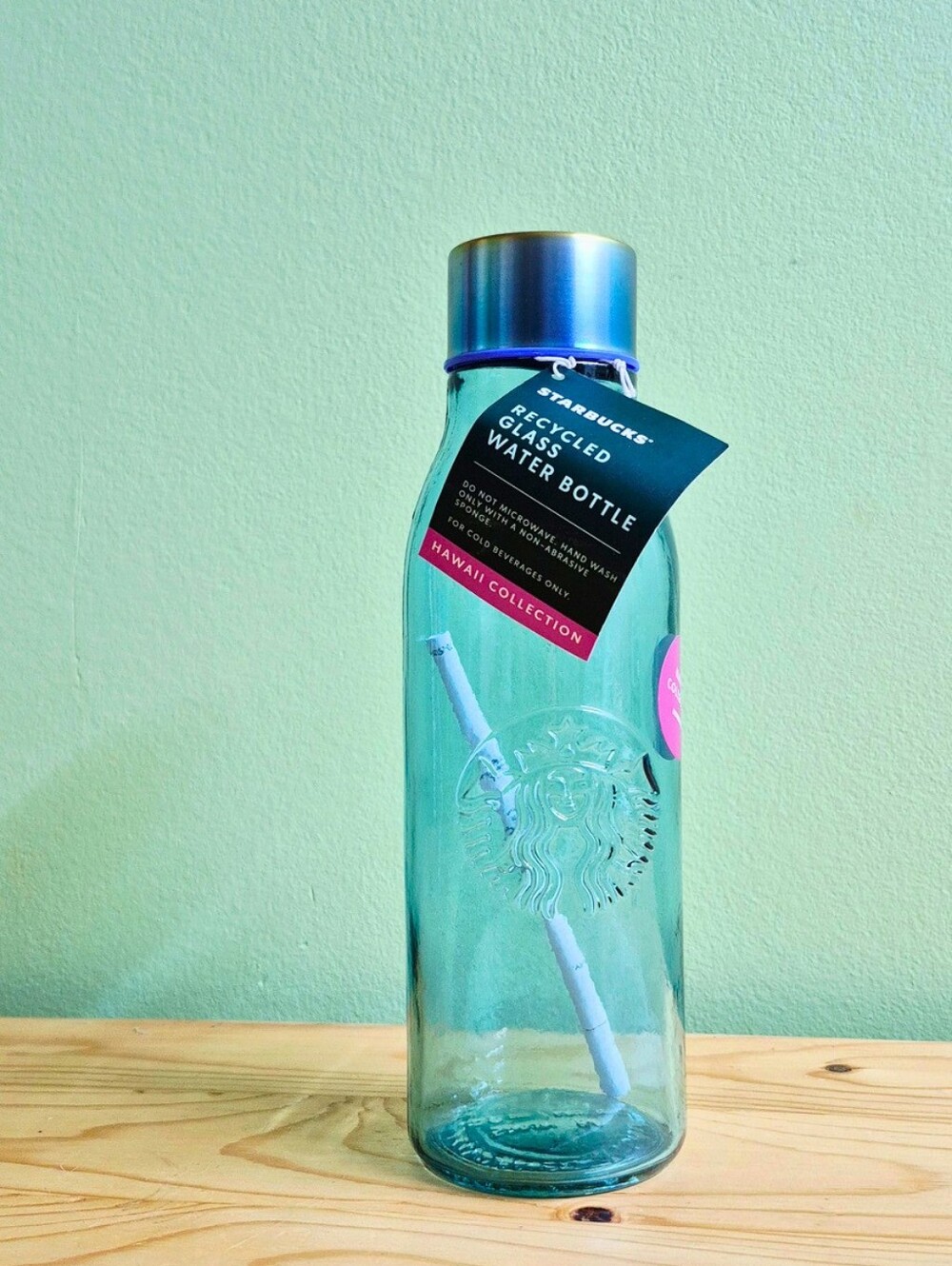 Starbucks Hawaii Collection Exclusive Recycled Glass Water Bottle - 20oz